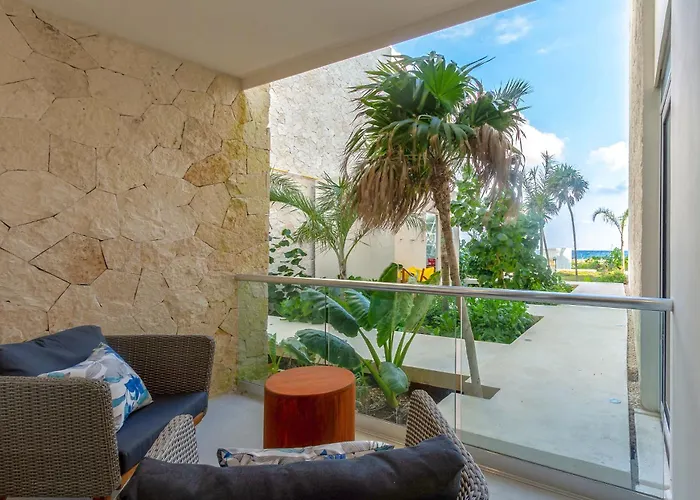 Holiday home Chic Beachfront Ocean View Rooftop Pools