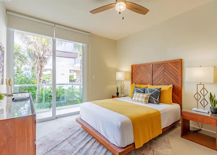Holiday home Chic Beachfront Ocean View Rooftop Pools Akumal